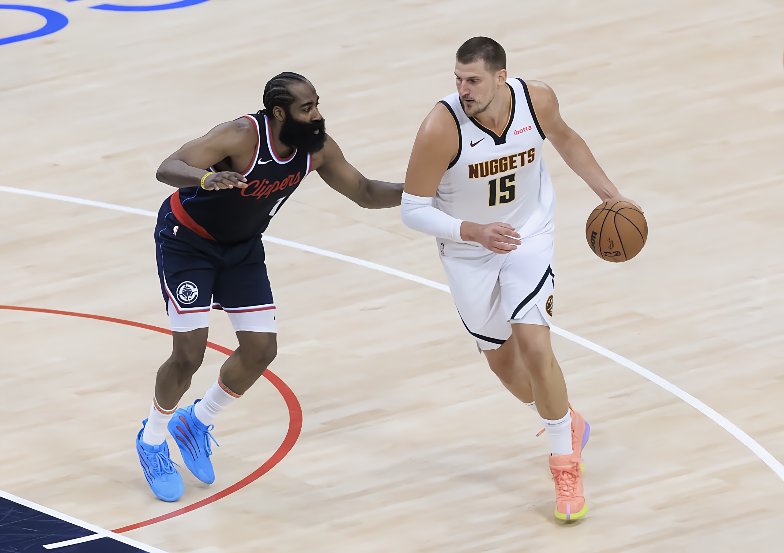 赛地聚焦:NBA常规赛赛后热度飙升,克里夫兰骑士迎来里程碑,话题不断,心理建设被强调的简单介绍 赛地聚焦:NBA常规赛赛后热度飙升,克里夫兰骑士迎来里程碑,话题不断,心理建设被强调的简单介绍